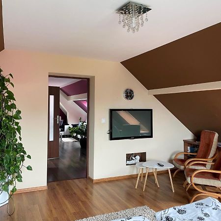 Apartament Podczerwone Чарны-Дунаец Экстерьер фото